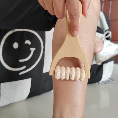 Roller Facial de madera Facial Hierba Madera Masajista para productos de moda Herramientas de belleza para mujer Masaje de la piel de la cara