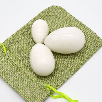 Características regionales huevos de jade blanco para el peso de Kegel huevos de mármol y piedra pulidos en estilo de arte popular