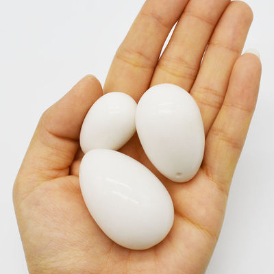 Características regionales huevos de jade blanco para el peso de Kegel huevos de mármol y piedra pulidos en estilo de arte popular