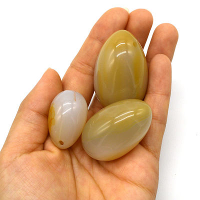 Gravado de piedra natural de ágata huevos perforados ejercicio vaginal huevos de jade 45*30mm/40*25mm/30*20mm