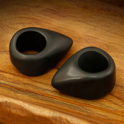 Anillo de masaje Gua Sha de Piedra Bian Negro Natural para todo el cuerpo Masajista de acupuntura manual Masaje de meridianos de manos y pies