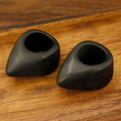 Anillo de masaje Gua Sha de Piedra Bian Negro Natural para todo el cuerpo Masajista de acupuntura manual Masaje de meridianos de manos y pies