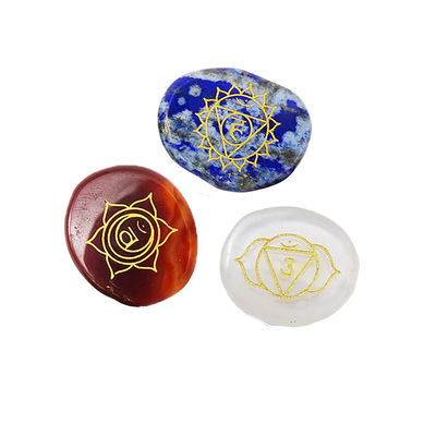 Siete piedras del chakra Reiki Cristales de curación Conjunto de símbolos grabados para la transformación espiritual