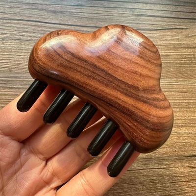 Masaje corporal y crecimiento del cabello Peinillo de masaje de rosa para la cabeza Gua Sha 8.5*7.5*2.3cm