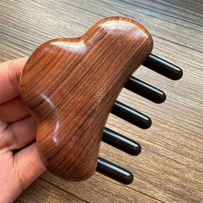 Masaje corporal y crecimiento del cabello Peinillo de masaje de rosa para la cabeza Gua Sha 8.5*7.5*2.3cm