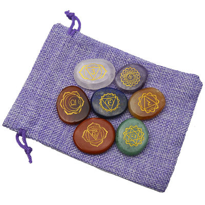 Reiki de piedra de bolsillo de palma pulida, grabado y tallado, equilibrio de cristal de curación, 7 chakras de piedras para el amor.