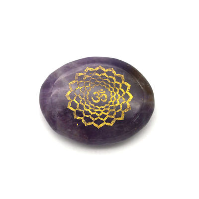 La piedra de Chakra de la inspiración de la amatista se encuentra en 7 colores para energía mixta.