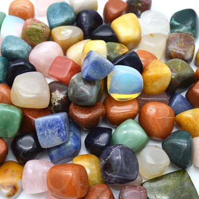 Características regionales Pedras de lapislázuli pulidas a granel para la curación de cristales naturales