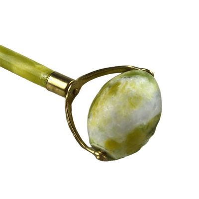 Logotipo personalizado disponibleD 100% natural Xiuyan Jade Face Guasha Roller Jade Verde Facial Gua Sha Masajista Piedra Cuidado de la Piel