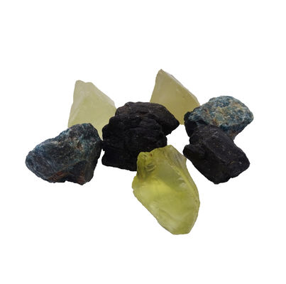 Las piedras truncadas irregulares mezcladas para la curación pueden ser talladas en varios colores Compra a granel