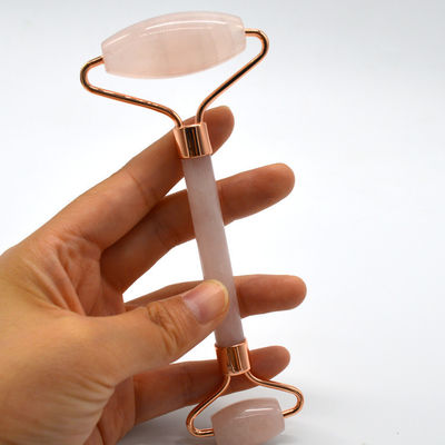 Logotipo personalizado Disponibled Roller de jade de oro rosa para el cuidado de la piel del rostro 100% natural doble cabeza de rosa de cuarzo Roller facial para adelgazar el rostro