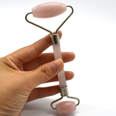 Logotipo personalizado Disponibled Roller de jade de oro rosa para el cuidado de la piel del rostro 100% natural doble cabeza de rosa de cuarzo Roller facial para adelgazar el rostro