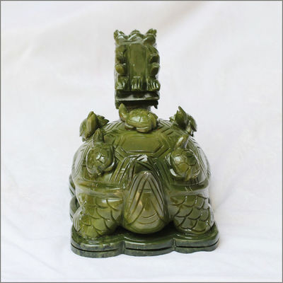 Característica regional Estatua de tortuga dragón de piedra verde de jade con aceptación OEM ODM