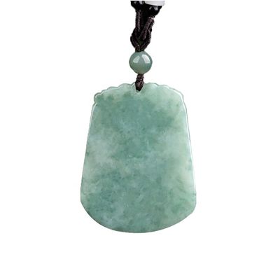 Collar de colgante de diseño único con jade tradicional chino hecho a mano y el dragón de la suerte volante jadeita