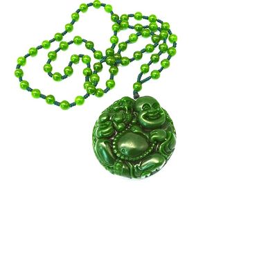Estilo Feng Shui Características regionales Verde natural Gran Jade Happy Buda colgante collar con cadenas