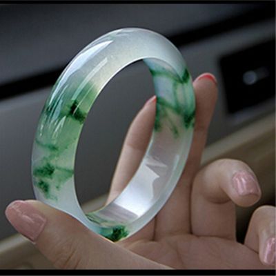 OEM/ODM Acceptable Joyería Decoración Natural Jade Hielo Jade Brazalete Esmeralda Verde Mujeres Jade Cristal de Piedra Brazalete