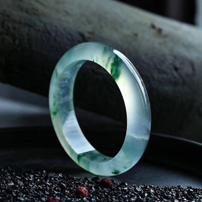 OEM/ODM Acceptable Joyería Decoración Natural Jade Hielo Jade Brazalete Esmeralda Verde Mujeres Jade Cristal de Piedra Brazalete