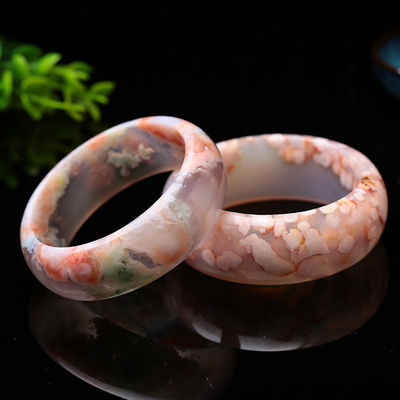 Joyería Decoración Natural Sakura Agate Jade Brazalete Calcedonia Cristal Hielo A través del Brazalete Mujeres 52-56mm