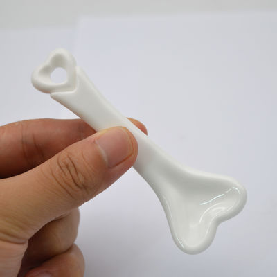 Versión de desecho de cerámica Gua Sha Herramientas de masaje Masajeador corporal para masaje de salud en glaseado blanco