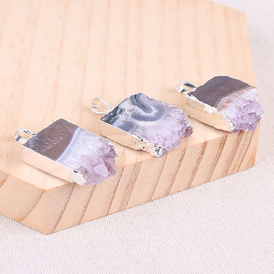 Feng Shui Natural Druzy Quartz Agate Amethyst Collar con colgante dorado y piedras de cristal