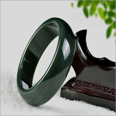 Brazalete hecho a mano de jade heitiano nefrita verde en estilo tradicional 54-65mm con diseño natural único
