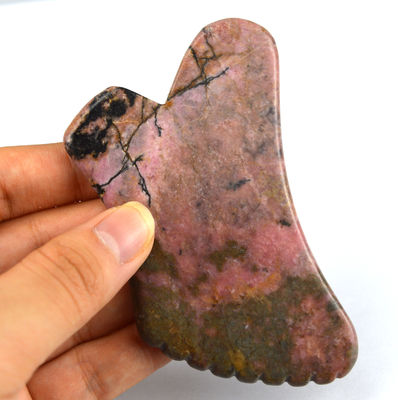 Rodonita natural Gua Sha herramienta de masaje para endurecer la piel y promover la belleza facial