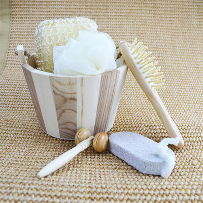 Limpieza corporal Conjunto de baño de madera con cepillo de cabello Pumice Piedra Baño Pouf Sisal Esponja Masajista 6Pcs Baño de Spa Conjunto de regalo de belleza