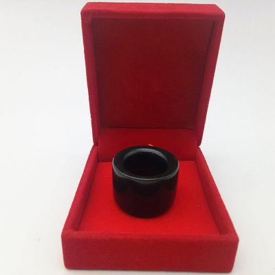Anillo de jade de nefrita natural personalizado para hombres técnica pulida