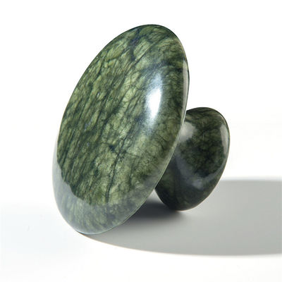 DisponibleD verde oscuro Xiuyan Jade hongo Gua Sha herramienta para la curación del cuerpo y la terapia energética