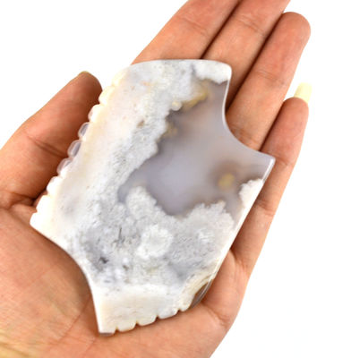 Equipo de masaje corporal Propiedades Guasha natural blanco herramientas faciales para el rostro Spa con forma de ágata Sakura Jade Gua Sha herramienta facial