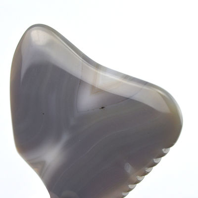 Herramienta de terapia de raspado de masaje personalizado 83g Agate gris rayado Jade Gua Sha Piedra para rostro y cuerpo