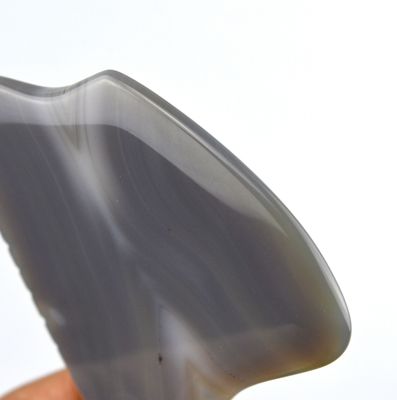 Herramienta de terapia de raspado de masaje personalizado 83g Agate gris rayado Jade Gua Sha Piedra para rostro y cuerpo