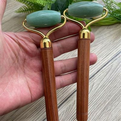 Aventurine verde Jade Facial Roller cuidado facial de la piel herramienta de masaje de jade con mango de madera para el logotipo personalizado disponible