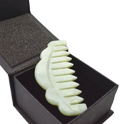 Peinado para el cabello de piedra de jade natural Cuero cabelludo Gua Sha Peinado de masaje Masajista con propiedades de limpieza de meridianos Imagen perfecta