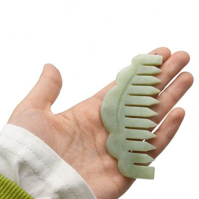 Peinado para el cabello de piedra de jade natural Cuero cabelludo Gua Sha Peinado de masaje Masajista con propiedades de limpieza de meridianos Imagen perfecta