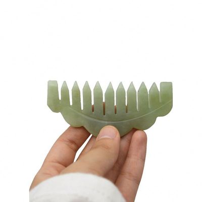 Peinado para el cabello de piedra de jade natural Cuero cabelludo Gua Sha Peinado de masaje Masajista con propiedades de limpieza de meridianos Imagen perfecta