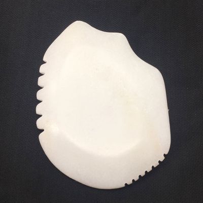 Jade Gua Sha tablero para masaje de cara y cuerpo Jade blanco herramienta de raspado masajista
