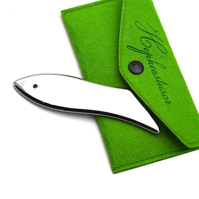 2024 Raspadora de acero inoxidable en forma de pez caliente Masaje facial portátil Gua Sha Herramienta para el levantamiento facial y el rejuvenecimiento de la piel