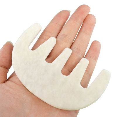 Masajeador de cabeza de spa chino natural blanco Xiuyan Jade Gua Sha Peinado de raspado para 2024 Herramientas de masaje de tendencia