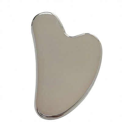 Logotipo personalizado Herramienta de cuidado de la piel de acero inoxidable Tabla Gua Sha en forma de corazón para levantamiento facial Masajista de metal