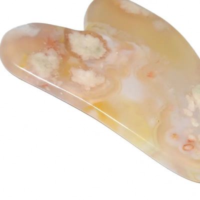 Flor de cerezo Ágata Forma de corazón Gua Sha Tabla de masaje de cuidado de la piel Herramienta para fisioterapia infrarroja