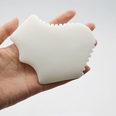 Masajista corporal de jade blanco personalizado Confortable Gua Sha Masaje facial herramienta de tabla para mejorar la circulación del cuerpo