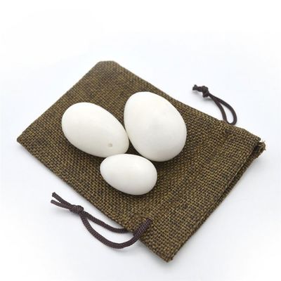 Cuerpo 45 * 30mm huevos de Yoni de jade blanco conjunto de tensar los músculos vaginales y piedras de curación para el ejercicio de Kegel