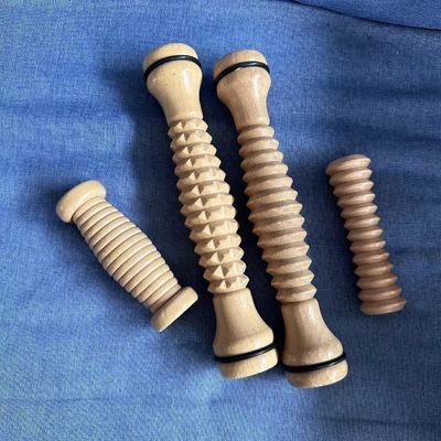 Equipo de masaje corporal Terapia de madera Roller de pies Guasha Herramientas de masaje para el cuerpo Gua Sha Masajista y alivio de la fascitis plantar