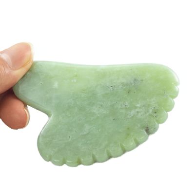 Experimenta los beneficios del masaje de cuerpo completo con la herramienta natural de raspado de piedras y la marca privada Xiuyan Jade Green Guasha