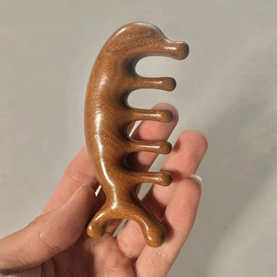 Equipo de masaje para la cabeza 2023 madera de sándalo natural gua sha peinado de masaje para el cuero cabelludo de madera guasha herramienta para el cuidado del cabello y relajación de la cabeza