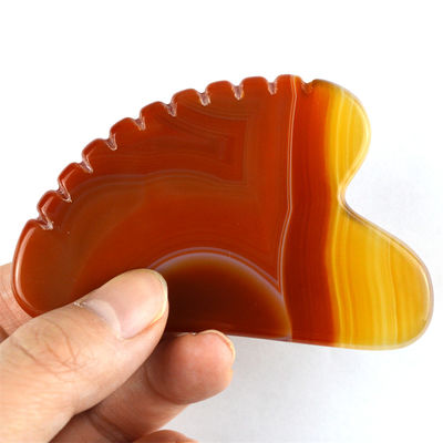 En forma de corazón Carnelian Gua Sha Scraping Tabla de masaje con dientes Rojo Ágata Guasha Masajeador Facial Cuidado de la piel Spa Relajar herramienta para el spa