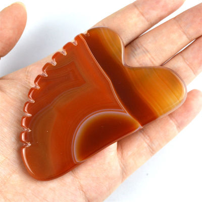 En forma de corazón Carnelian Gua Sha Scraping Tabla de masaje con dientes Rojo Ágata Guasha Masajeador Facial Cuidado de la piel Spa Relajar herramienta para el spa