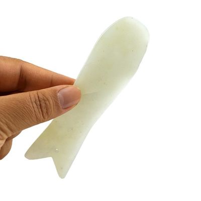 Propiedades del masajeador corporal Masajeador Xiuyan Jade Fish en forma de Gua Sha Facial Skincare Tool Anti-aging Guasha Facial Tool