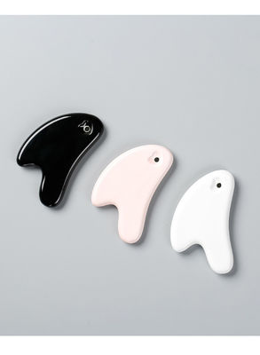 Cuidado personal de la piel Spa Estiramiento facial Equipo de salón de belleza Forma de corazón Mini masaje Cerámica Gua Sha Herramienta para masajeador facial